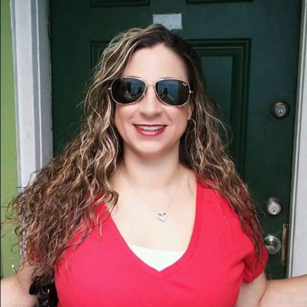 Meet your Posher, Chanelle